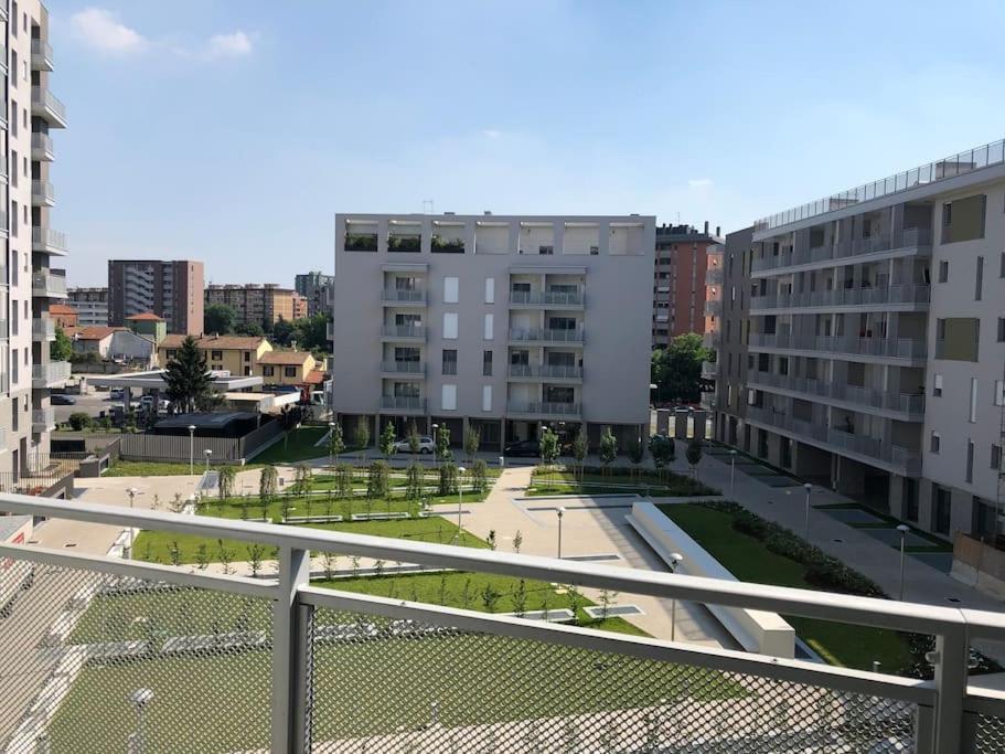 Luxury 3 Bedroom Apartment 100 Mq Next To Rho Fiera And San Siro Milan Extérieur photo
